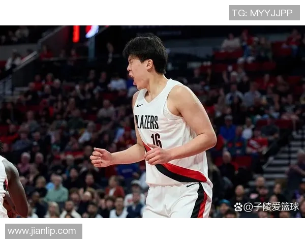 开拓者队记:杨瀚森赛季初敏捷跌出轮换阵型,当初选他的含义安在? 开拓者队记:杨瀚森赛季初敏捷跌出轮换阵型,当初选他的含义安在?